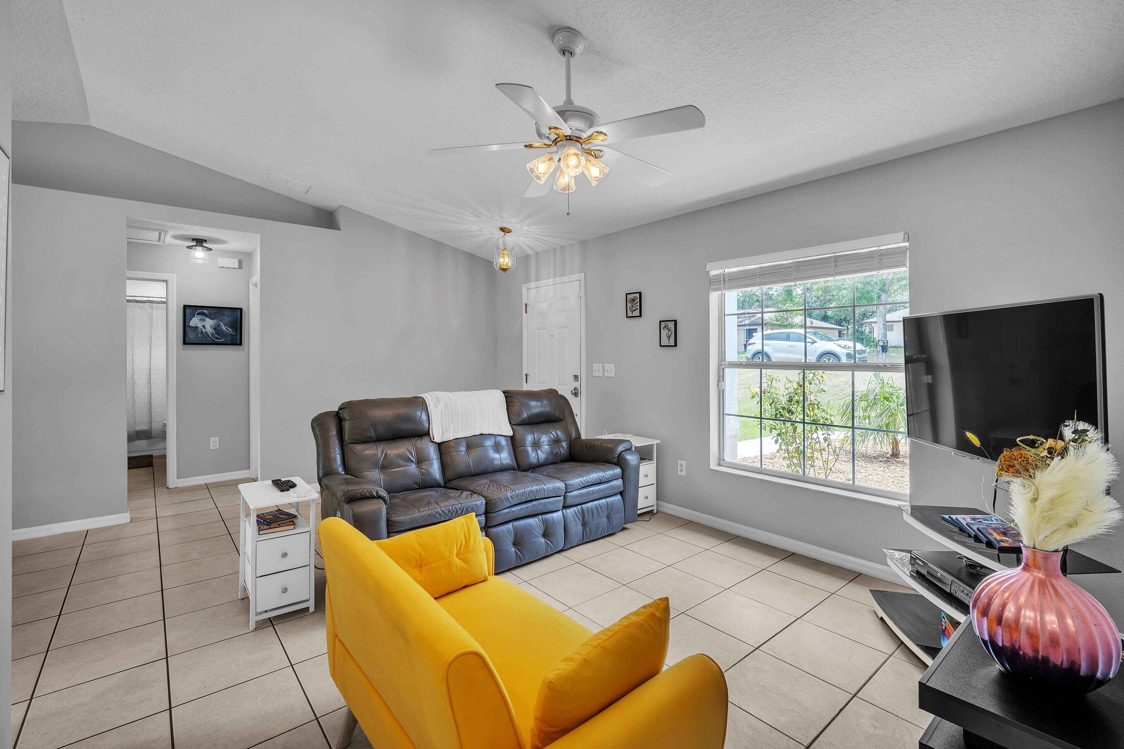 House, 3 Bedrooms | Living area