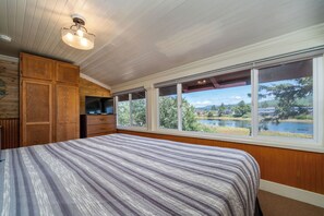 4 bedrooms, free WiFi, bed sheets