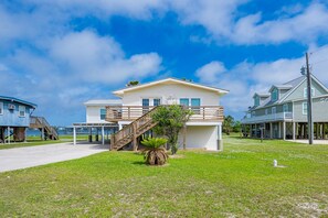 House, 3 Bedrooms | Exterior