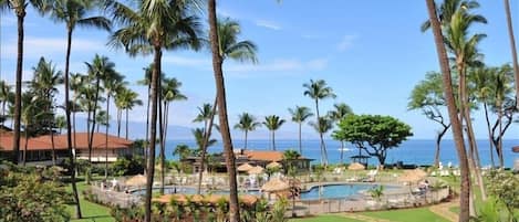 Condo, 1 Bedroom | Property grounds