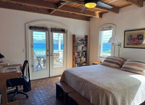 4 habitaciones, escritorio, wifi gratis y ropa de cama