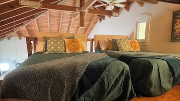 4 chambres, bureau, Wi-Fi gratuit, draps fournis