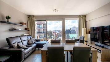 Apartment | Living room