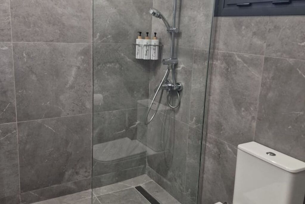 シャワー、ヘアドライヤー