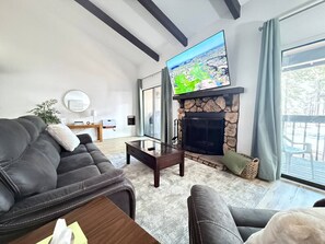 Smart-TV, Kamin