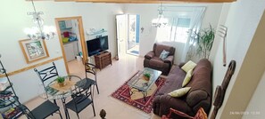 Living area - Family house with its own swimming pool, close to the beach and stores, Alicante airport. (el Gran Alacant)