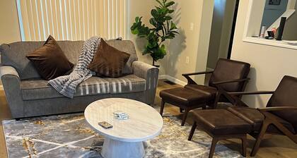 Charming 3-bedroom house with WiFi, and AC.