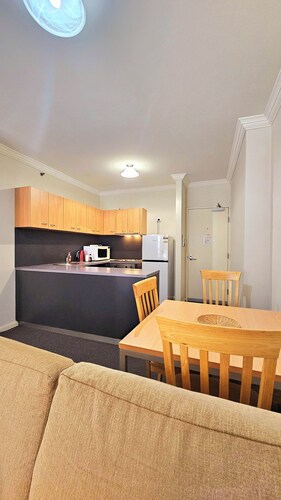 Joyful Stay|Stylish reatreat in Perth City Center. Middle OF Perth City