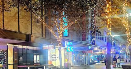 Joyful Stay|Stylish reatreat in Perth City Center. Middle OF Perth City