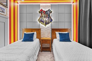 4 chambres, fer et planche à repasser, lit parapluie, Wi-Fi