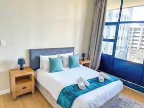 2 bedrooms, iron/ironing board, WiFi, bed sheets -  Stylish 2-Bedroom Apartment with Stunning City Views and Modern Comforts (Cape Town)