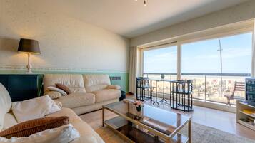 Apartment | Living room