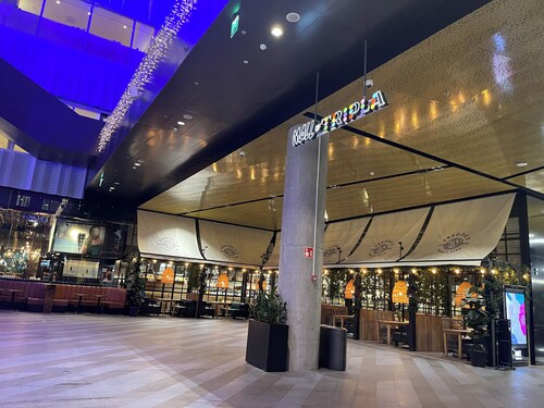 Modern 1 br apartment in prime location I Parking I Mall of Tripla I Pasila