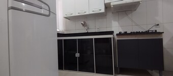 Quiet house near the Rafain and Recanto hotels on BR 277, 13 minutes from Paraguay