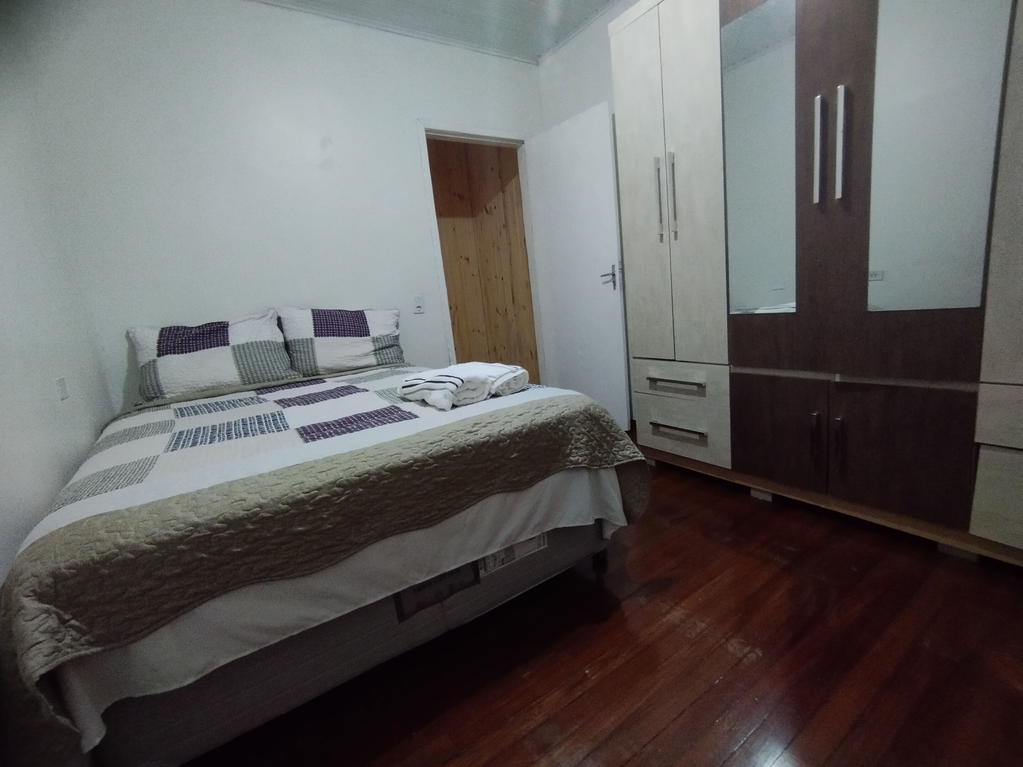 2 chambres, Wi-Fi gratuit, draps fournis