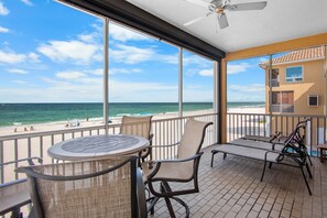 Outdoor dining - 3 Bedroom Beachfront Condo! Near Bridge Street (Bradenton Beach)