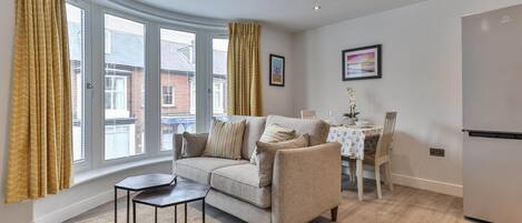 Apartment | Living area