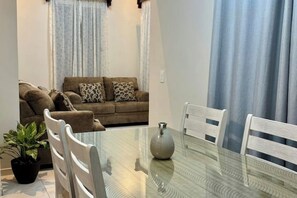 Interior - Your Home Away from Home - Welcome to House Valencia (San Pedro Sula)
