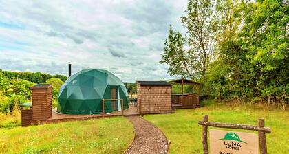 Chalet in Kent With Hot Tub & Countryside Views