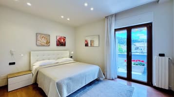 Apartment, 4 Bedrooms, City View