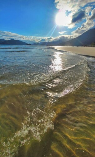 New house on the beach of Lagoinha Ubatuba Samola Condominium