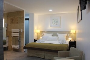 3 Schlafzimmer, Bügeleisen/Bügelbrett, WLAN, Bettwäsche