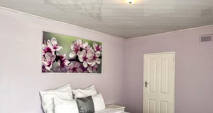 3 bed Cozy Homestay for Groups in Lundi Park - 2292