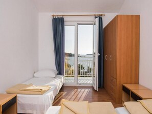 2 bedrooms - Apartment in Brodarica by the Beach (Sibenik)