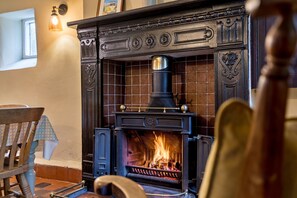 Cottage | Living room