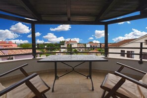Leilighet, 1 soverom, terrasse | Balkong