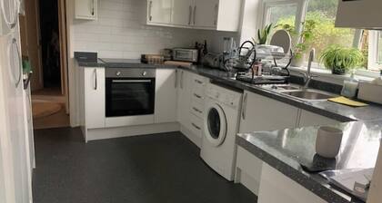 Spacious & Comfortable flat | Near Airport & City