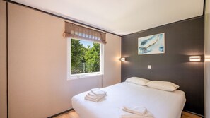 2 quartos, ferros/tábuas de passar roupa, Wi-Fi de cortesia