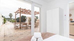 2 habitaciones, tabla de planchar con plancha y wifi gratis 