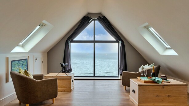 House | Exterior - Beach House Overlooking Mount's Bay, No Deposit (Penzance)