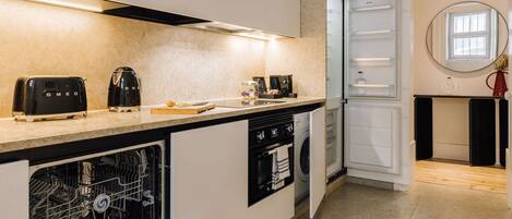 Fridge, microwave, oven, stovetop