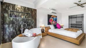 4 habitaciones, escritorio, tabla de planchar con plancha y wifi gratis 