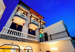 Front of property - Le Grande TamCoc Retreat (Hoa Lu)