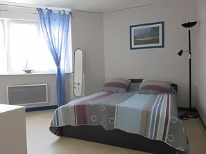 2 Schlafzimmer, Bügeleisen/Bügelbrett, WLAN