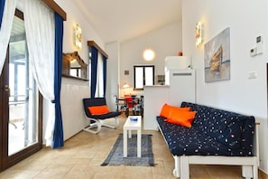 Apartment, 1 Bedroom, Terrace | Ruang tamu