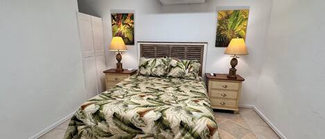4 bedrooms, WiFi, bed sheets