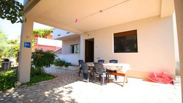 Căn hộ | Khu ẩm thực ngoài trời