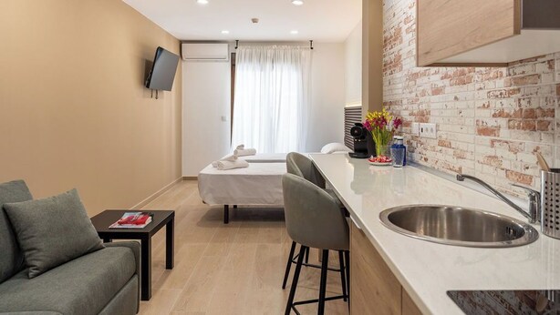 Deluxe Studio, Balcony | Dapur peribadi