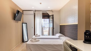 Deluxe Studio, Balcony