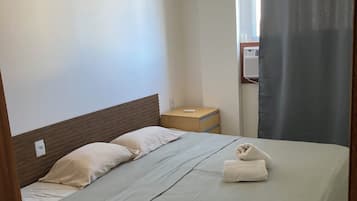 1 quarto, Wi-Fi de cortesia, roupa de cama