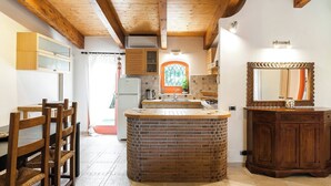 Villa, 3 Bedrooms, Accessible, Smoking | Interior - Villa La Cesa max 8 Person (San Felice Circeo)