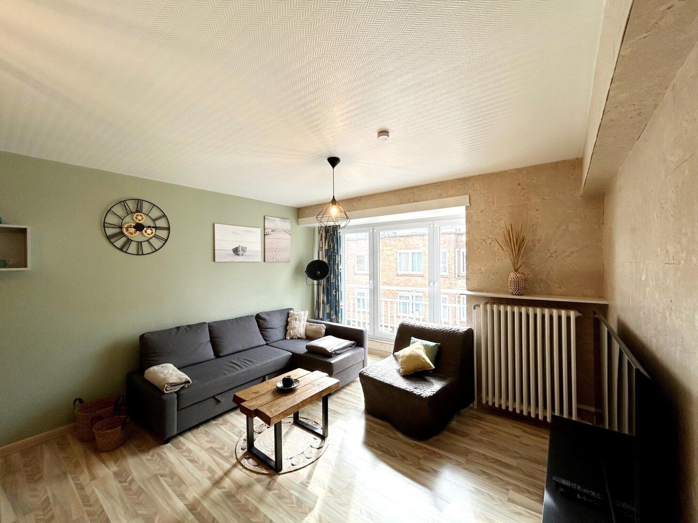 Apartment | Living room