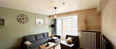 Apartment | Living room