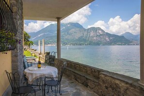 Outdoor dining - delete (Bellagio)