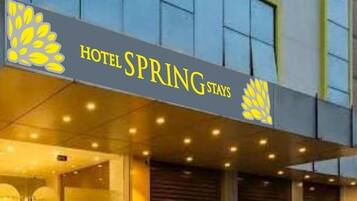 Facciata della struttura