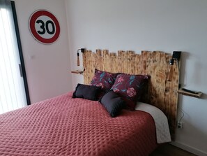 4 camere, ferro/asse da stiro, Wi-Fi, lenzuola